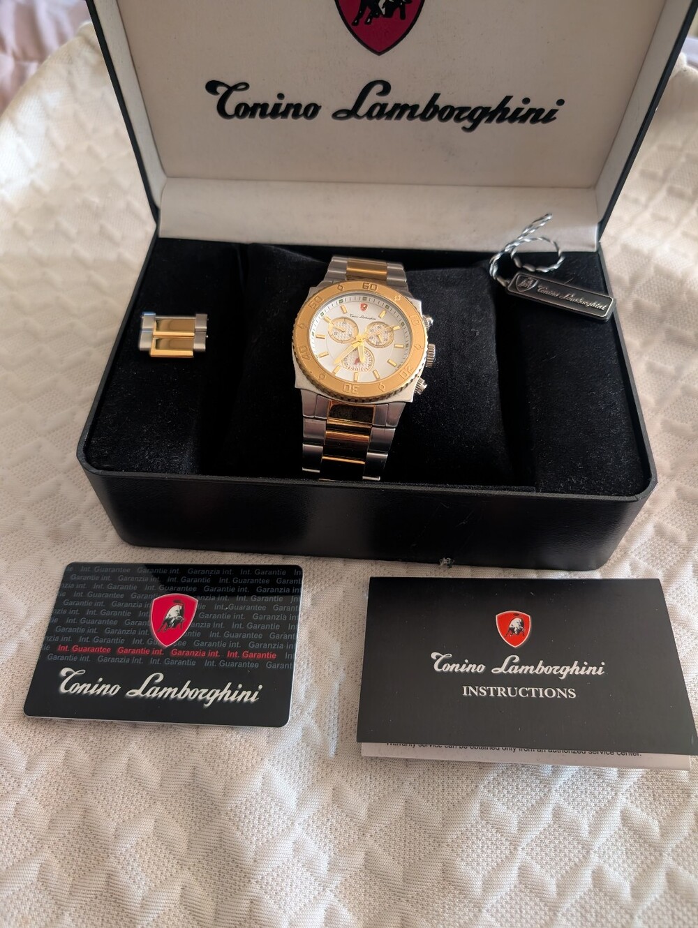 Tonino Lamborghini Men's Quartz Chronograph Watch. EN040.311